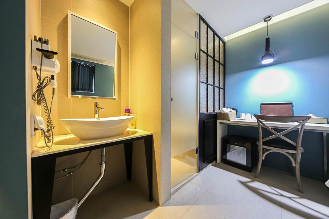 Hotel Myeongjak Chuncheon Exterior foto
